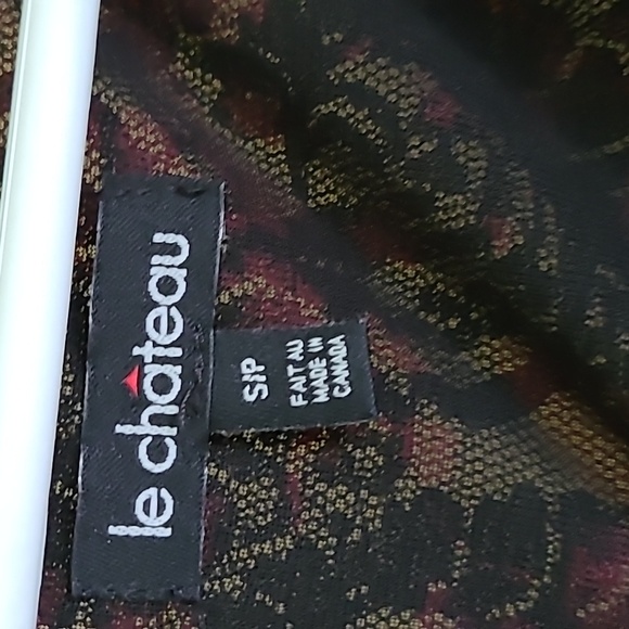 Pretty lace top with cap sleeves - Picture 2 of 9